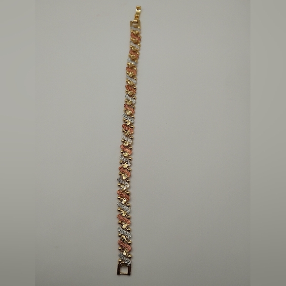 Elegant Gold, Silver, and Rose Gold Bracelet - Picture 4 of 7